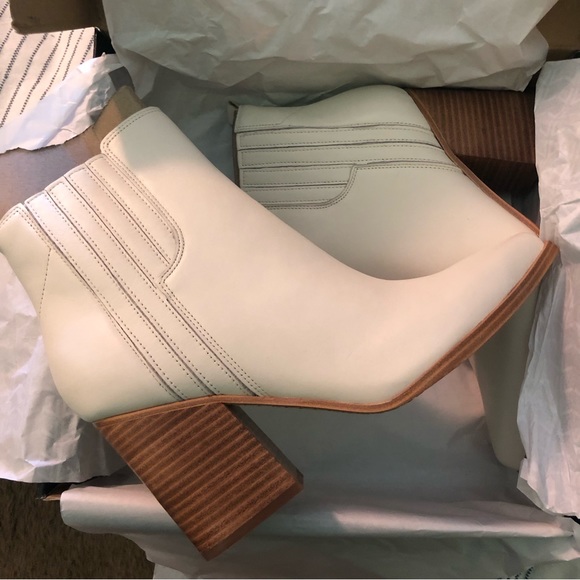Marc Fisher Oshay White Western Leather Bootie